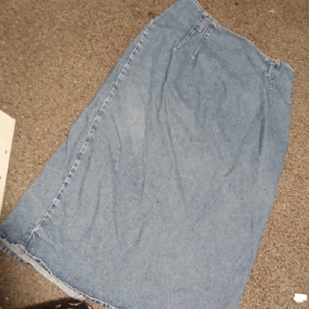 ST JOHN'S BAY DENIM SKIRT